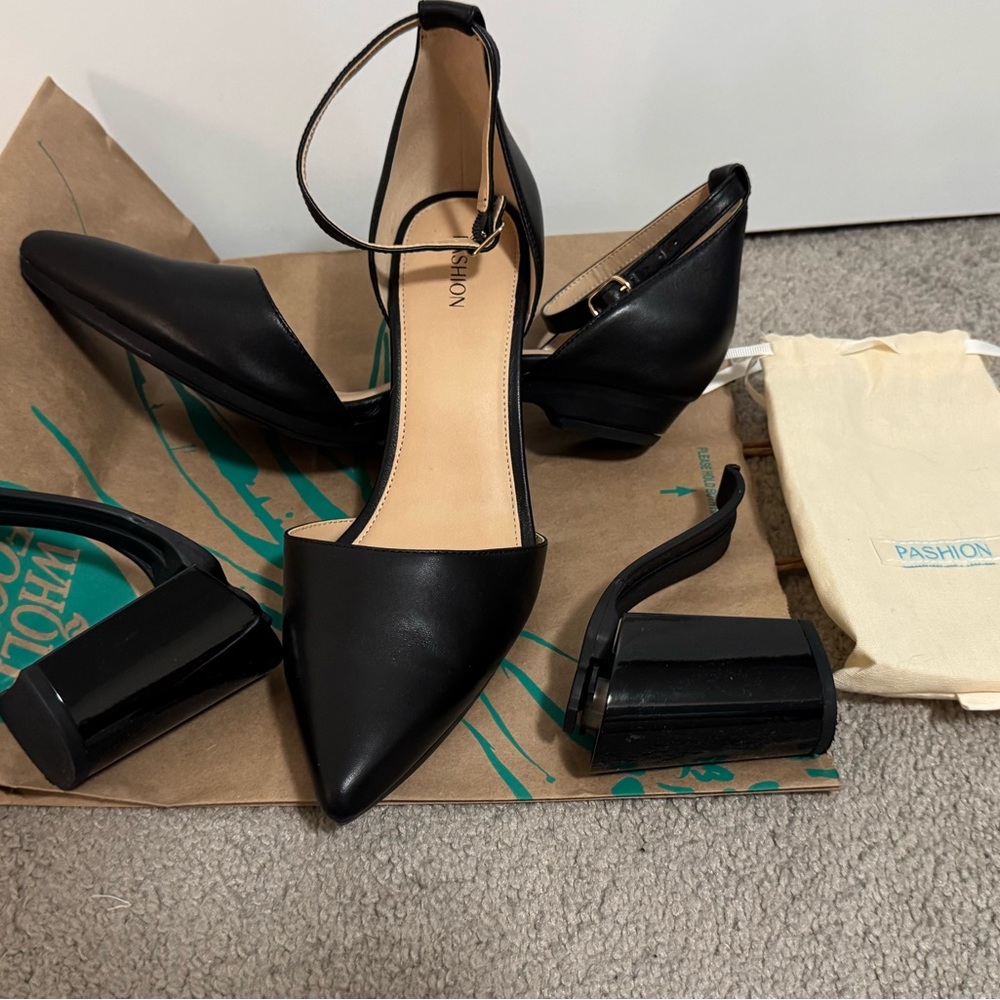 Pashion Footwear convertible flat to heel shoe